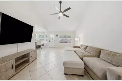 2144 Estate Circle, Navarre, FL 32566 - Photo 4