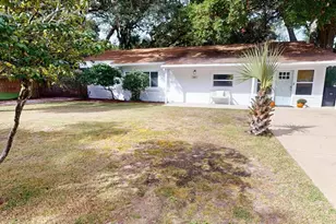 32 SE Pryor Rd, Fort Walton Beach, FL 32548 - Photo 2