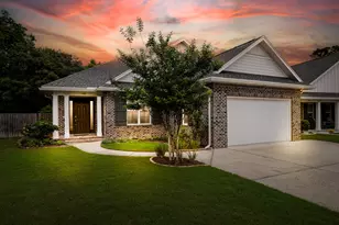 166 Raiders Trail, Valparaiso, FL 32580 - Photo 2