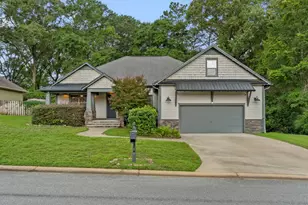 6008 Trestle St, Crestview, FL 32536 - Photo 1