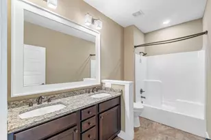 6008 Trestle St, Crestview, FL 32536 - Photo 16