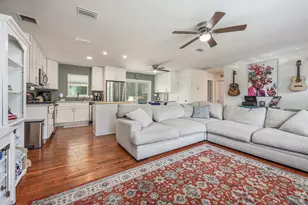 161 W North Ave, Crestview, FL 32536 - Photo 10
