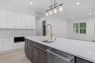 219 S J Hunter's Way, Freeport, FL 32439 - Photo 30