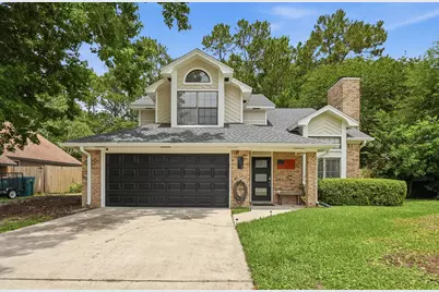 808 Overbrook Drive, Fort Walton Beach, FL 32547 - Photo 2