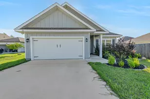161 Blooming Cv, Crestview, FL 32539 - Photo 1
