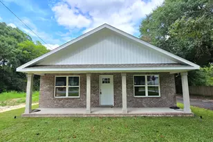 523 Brackin St, Crestview, FL 32539 - Photo 1