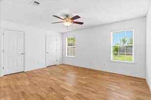 9562 Parker Pl Dr, Navarre, FL 32566 - Photo 18