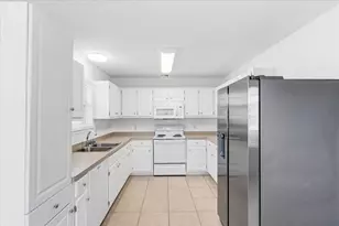 9562 Parker Pl Dr, Navarre, FL 32566 - Photo 12