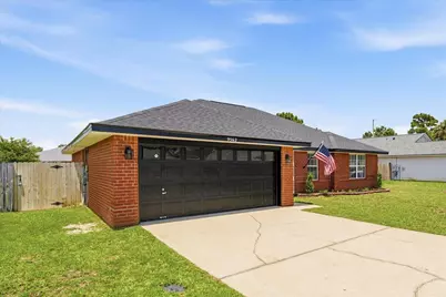 9562 Parker Place Drive, Navarre, FL 32566 - Photo 4