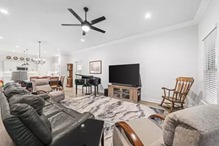 101 Hydrangea Blvd, Freeport, FL 32439 - Photo 6