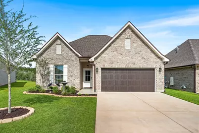 101 Hydrangea Boulevard, Freeport, FL 32439 - Photo 2