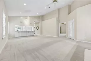 3171 Oak Shadow Ln, Pensacola, FL 32504 - Photo 4
