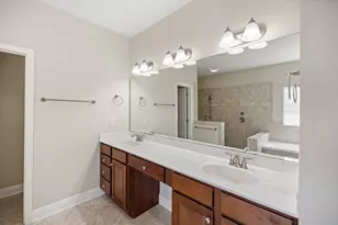 335 Grove Park Drive, Niceville, FL 32578 - Photo 52