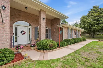 2612 Paddock Circle, Crestview, FL 32536 - Photo 2