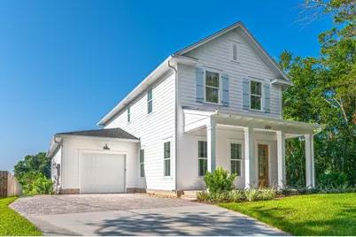 289 E Glen Avenue, Valparaiso, FL 32580 - Photo 1