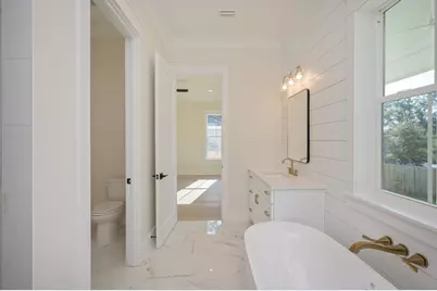 289 E Glen Avenue, Valparaiso, FL 32580 - Photo 20