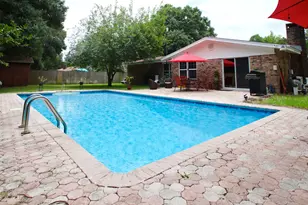 610 NE Country Club Ave, Fort Walton Beach, FL 32547 - Photo 12