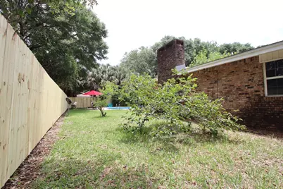 610 NE Country Club Avenue, Fort Walton Beach, FL 32547 - Photo 8