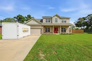 8566 Holley Hills Cir, Navarre, FL 32566 - Photo 6