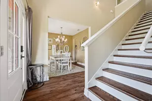 8566 Holley Hills Cir, Navarre, FL 32566 - Photo 10
