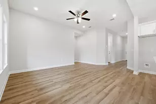 6122 Mildreds Wy, Crestview, FL 32539 - Photo 8