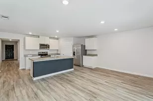 5529 Silverbell Dr, Milton, FL 32583 - Photo 8