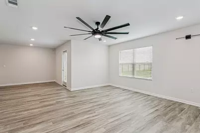 5529 Silverbell Drive, Milton, FL 32583 - Photo 6