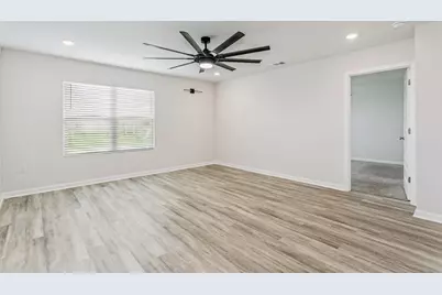 5529 Silverbell Drive, Milton, FL 32583 - Photo 4