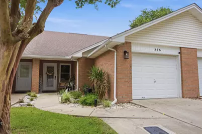 866 Dunwoody Place, Fort Walton Beach, FL 32547 - Photo 2