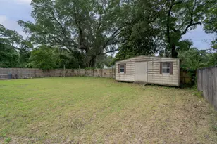 1516 18th St, Niceville, FL 32578 - Photo 22