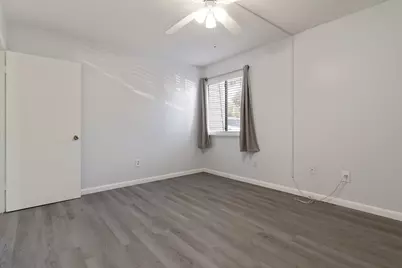 308 SW Miracle Strip Parkway #3B, Fort Walton Beach, FL 32548 - Photo 8