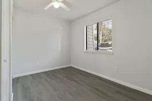 308 SW Miracle Strip Pkwy, Fort Walton Beach, FL 32548 - Photo 10