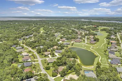 2556 Cove Road, Navarre, FL 32566 - Photo 2