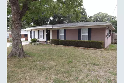 116 NW Holmes Boulevard, Fort Walton Beach, FL 32548 - Photo 1