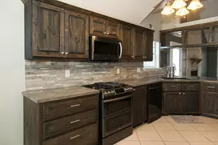 1066 Windmill Dr, Fort Walton Beach, FL 32547 - Photo 6
