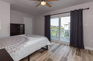 8468 Gulf Blvd, Navarre, FL 32566 - Photo 16