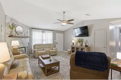 8368 Verdura Street, Navarre, FL 32566 - Photo 6