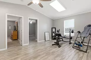 8368 Verdura St, Navarre, FL 32566 - Photo 12