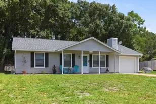 8368 Verdura St, Navarre, FL 32566 - Photo 2