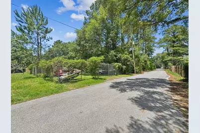 625 Emerald Lane, Fort Walton Beach, FL 32547 - Photo 32