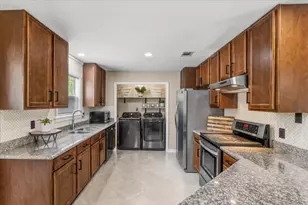 315 Morgan Ln, Mary Esther, FL 32569 - Photo 16
