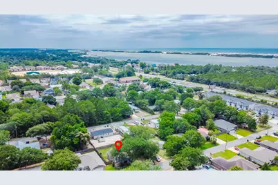 912 Al Hammett Road, Mary Esther, FL 32569 - Photo 2