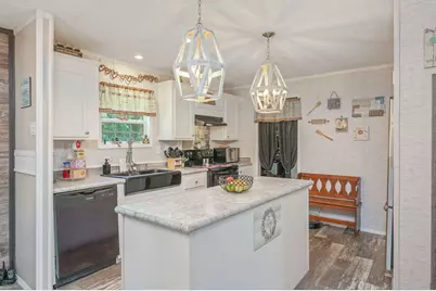 3984 1st Avenue, Laurel Hill, FL 32567 - Photo 8
