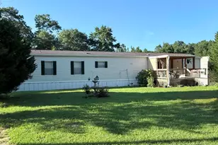 54 Cannon Dr, Paxton, FL 32538 - Photo 1