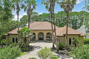 428 Captains Cir, Destin, FL 32541 - Photo 1