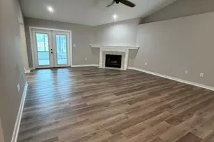2372 Sarena Ct, Navarre, FL 32566 - Photo 8