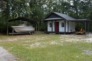 1259 Black Creek Blvd, Freeport, FL 32439 - Photo 4