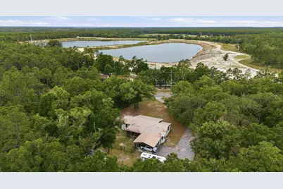 1259 Black Creek Boulevard, Freeport, FL 32439 - Photo 20