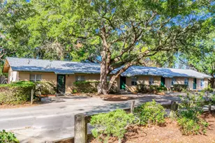 210 NW Dates Ave, Fort Walton Beach, FL 32548 - Photo 1