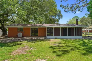 46 NW Hemlock Dr, Fort Walton Beach, FL 32548 - Photo 22